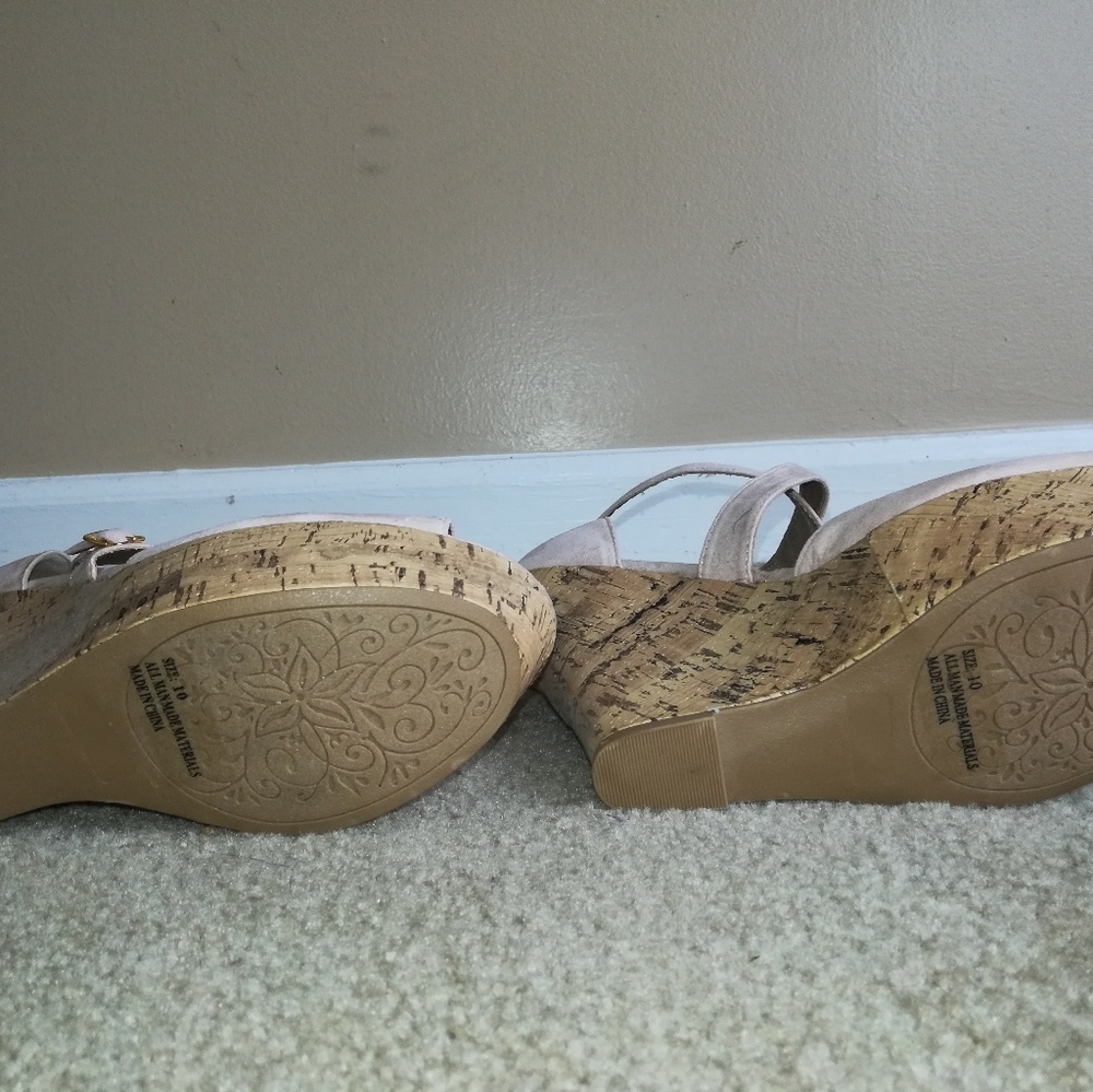 Wedges - Picture 5 of 5